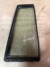 Форточка двери Nissan Patrol