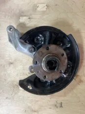 Кулак поворотный Volkswagen Tiguan