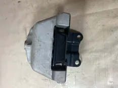 Подушка двигателя Mitsubishi Outlander