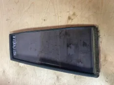 Форточка двери Nissan Patrol