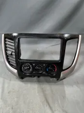 Консоль центральная Fiat Fullback