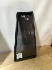 Форточка двери Nissan Patrol