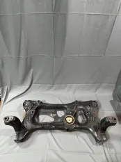 подрамник Audi Q3