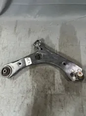 Рычаг подвески Chery arrizo8