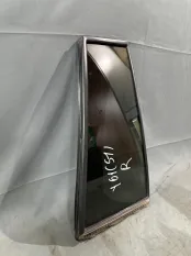 Форточка двери Nissan Patrol