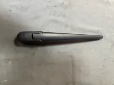 Поводок дворника Mitsubishi Outlander