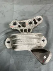 Подушка двигателя Exeed LX