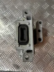 Подушка двигателя Mitsubishi Outlander