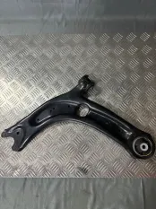 Рычаг подвески нижний Volkswagen Tiguan