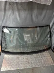 Стекло лобовое Mazda BT50