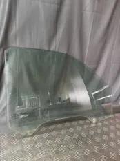 Стекло двери Mazda BT50