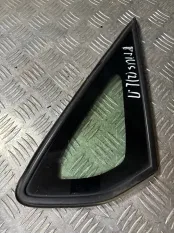 Форточка кузова Toyota Prius