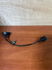Датчик положения коленвала Mazda BT50