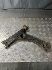 Рычаг подвески Toyota Prius