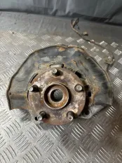 Кулак поворотный Toyota Prius