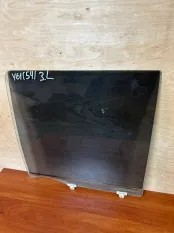 Стекло двери Nissan Patrol