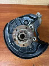 Кулак поворотный Volkswagen Tiguan