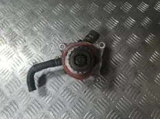 Вакуумный насос Nissan NP300