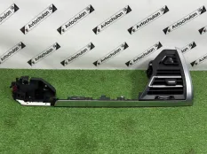 Решетка вентиляционная BMW X3 G01 2023