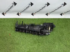 Коллектор впускной BMW 5-Series G31 2017