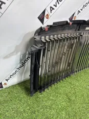 Решетка в бампер Rolls-Royce Cullinan RR31 2019