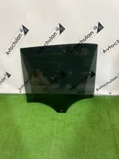 Стекло двери заднее левое Mercedes-Benz GLE-Class