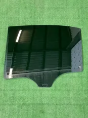 Стекло двери заднее левое Mercedes-Benz E-Class