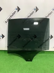 Стекло двери заднее левое Mercedes-Benz GLE-Class