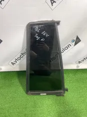 Форточка двери задняя правая Mercedes-Benz