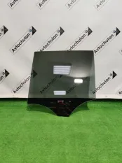 Стекло двери заднее левое Mercedes-Benz GLE-Class