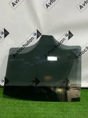 Стекло двери заднее левое Mercedes-Benz C-Class