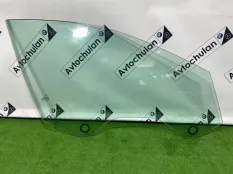 Стекло двери переднее правое BMW 6-Series F06 2016