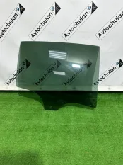 Стекло двери заднее правое BMW X6 F16 2018