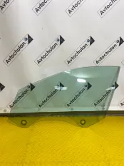 Стекло двери переднее левое BMW 6-Series F06 2016