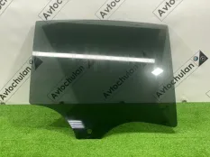 Стекло двери заднее левое BMW 5-Series G30 2017