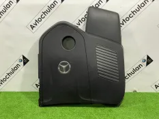 Декоративная крышка двигателя Mercedes-Benz