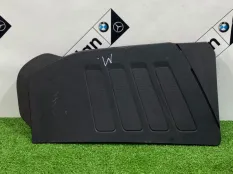 Декоративная крышка двигателя Mercedes-Benz