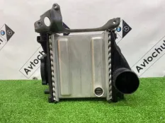 Интеркулер правый Mercedes-Benz C-Class C205 C63S