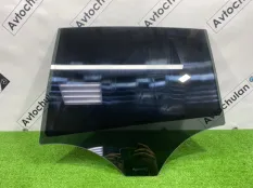 Стекло двери заднее левое Mercedes-Benz GLE-Class