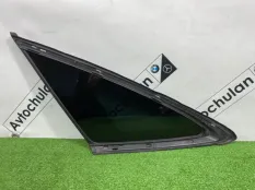 Форточка кузова задняя левая Mercedes-Benz