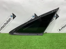 Форточка кузова задняя правая Mercedes-Benz