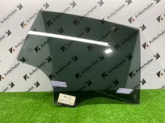 Стекло двери заднее правое Mercedes-Benz GLC-Class