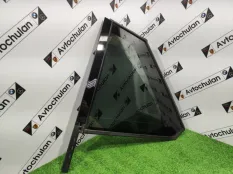 Форточка двери задняя левая Mercedes-Benz