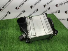 Интеркулер правый Mercedes-Benz C-Class C205 2017