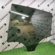 Стекло двери заднее левое BMW X6 G06 2021