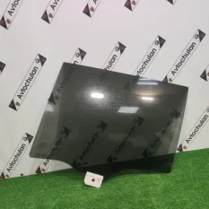 Стекло двери заднее левое BMW X7 G07 2022