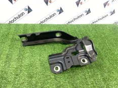 Петля капота правая Audi Q3 F3 2020