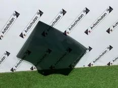 Стекло двери заднее левое BMW 5-Series G30 2019