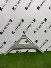 Распорка моторного отсека Audi Q7 4M0 2020