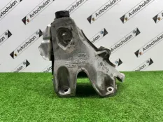 Кронштейн двигателя правый BMW X6 F16 N57D30C 2017